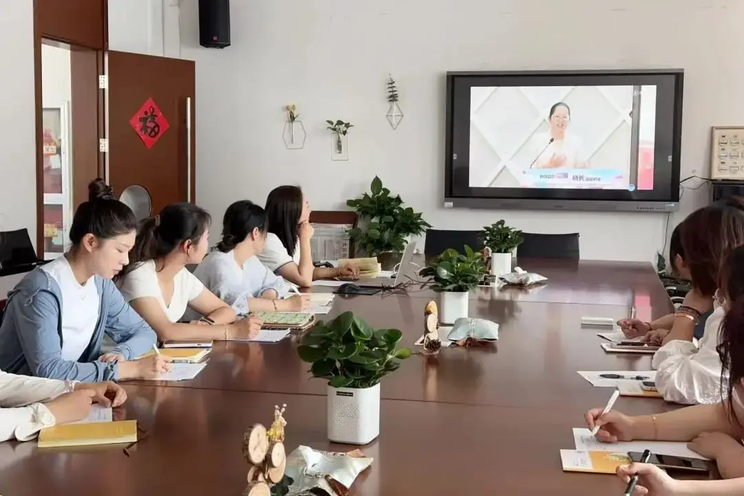传统育儿和科学育儿的区别__怎样科学育儿