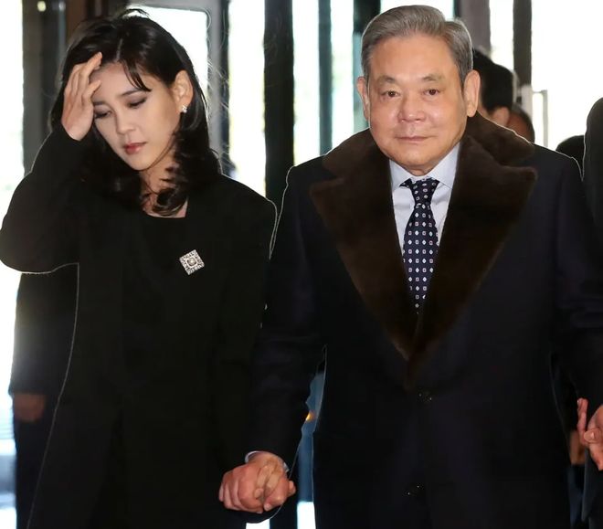 继承者们原创女主小说晋江_继承者的女主人叫什么名字_