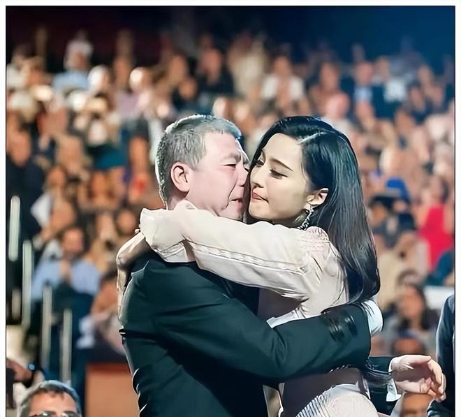 _冯小刚徐帆真实感情_冯小刚徐帆养女