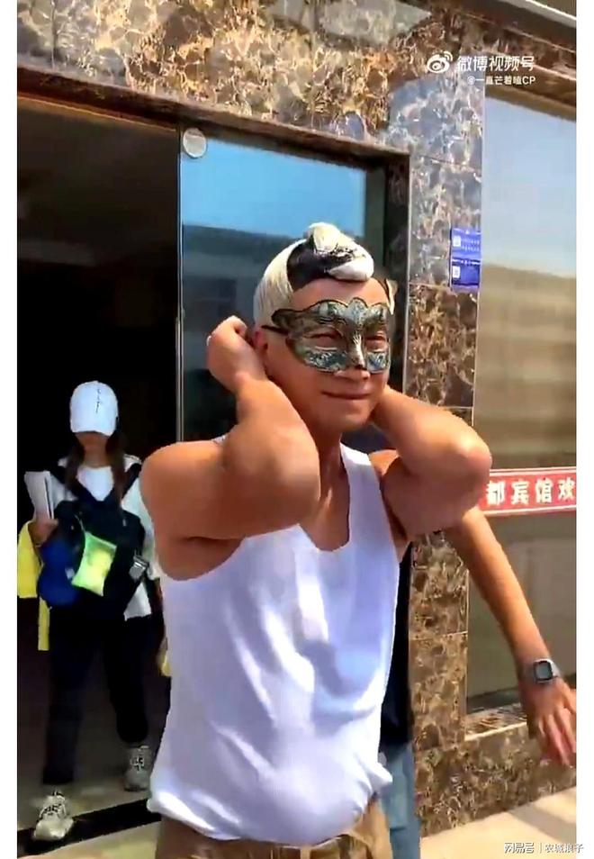 腋下火疙瘩怎样快速去除__腋下有火疙瘩怎么办