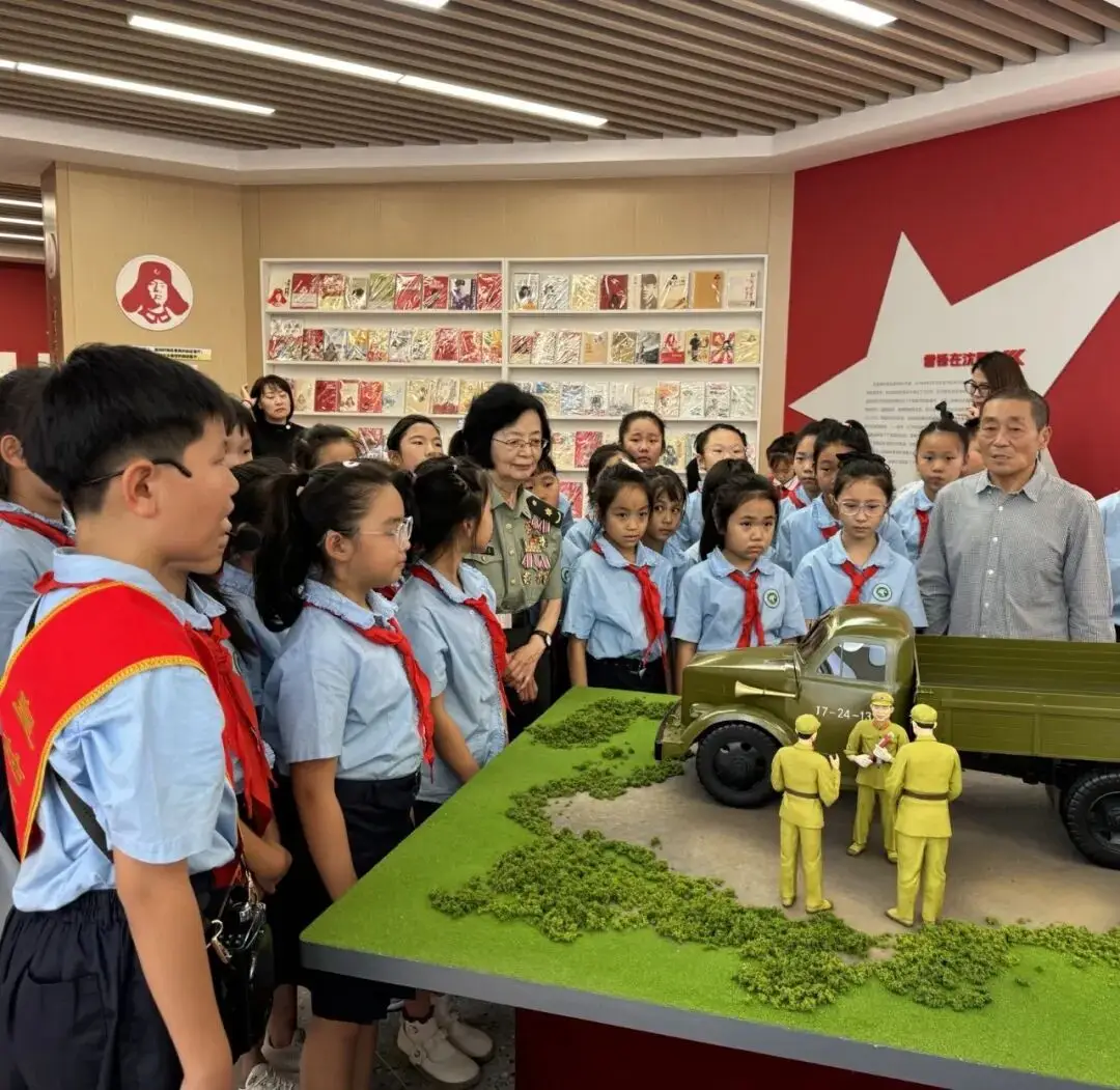 _学雷锋讲座_雷锋培训学校
