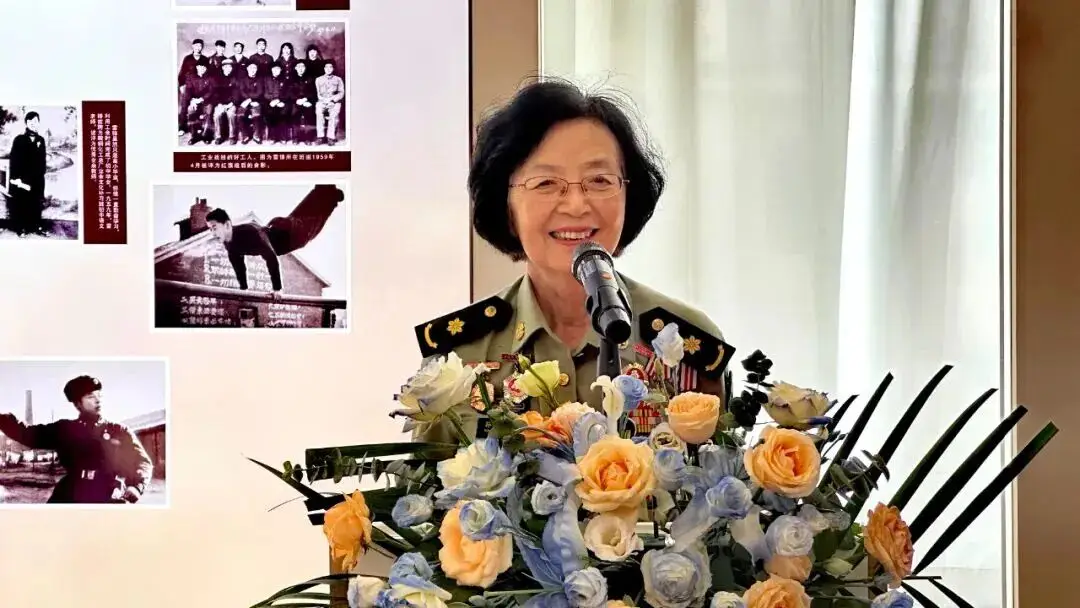 雷锋培训学校__学雷锋讲座
