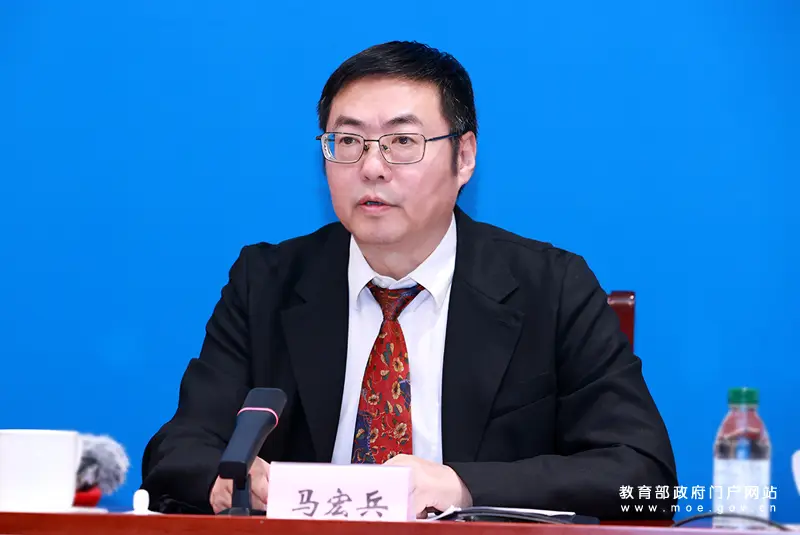 _建设教育强国的基础_建设强国