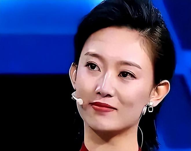 善恶终有报？看看离开央视9个月的李七月，董卿的话终于有人信了