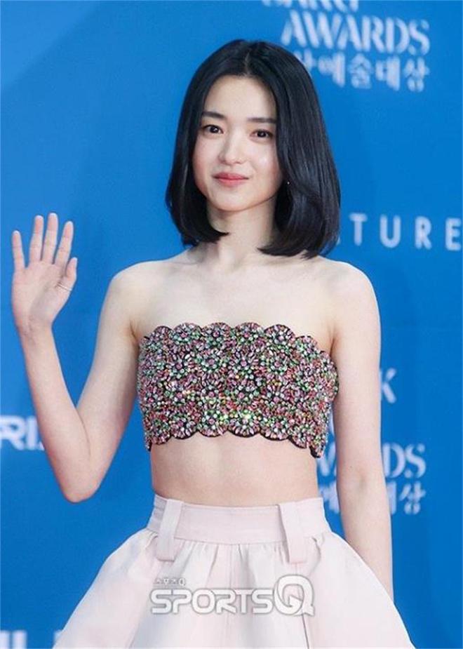 梨泰院剧情介绍电视猫_金泰梨获奖视频_