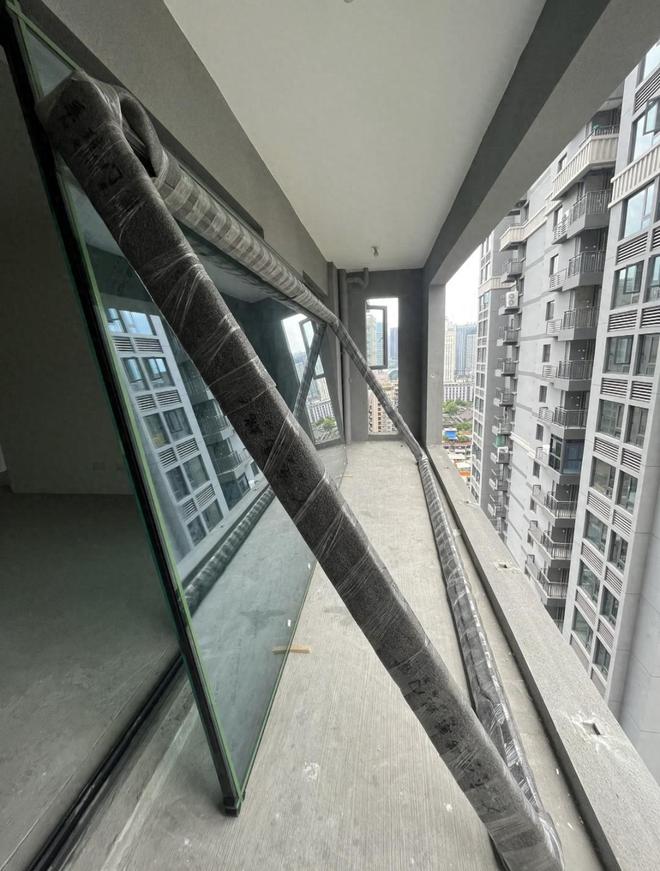 阳台装大落地窗，真心劝退你莫跟风，不是胡说，而是经历总结！