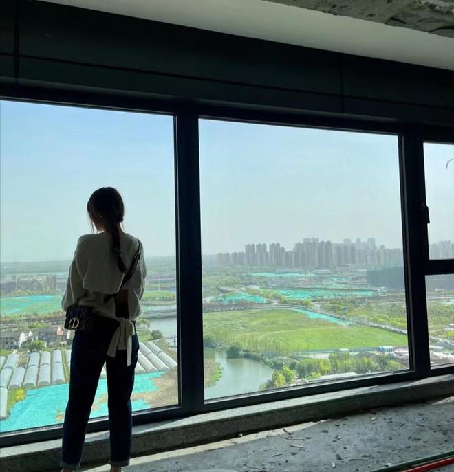 阳台落地窗装修效果图__阳台有风怎么办