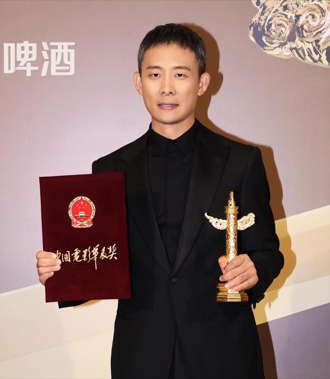 这一夜，除了“张译息影”外，中国电影圈还发生了4件大事_这一夜，除了“张译息影”外，中国电影圈还发生了4件大事_
