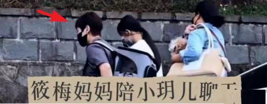 马筱梅爸妈真实身份被扒，梅妈以前卖早餐，年轻时候的照片曝光__马筱梅爸妈真实身份被扒，梅妈以前卖早餐，年轻时候的照片曝光