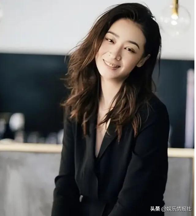 韩寒罕见携妻亮相_吴彦祖携妻子现身_