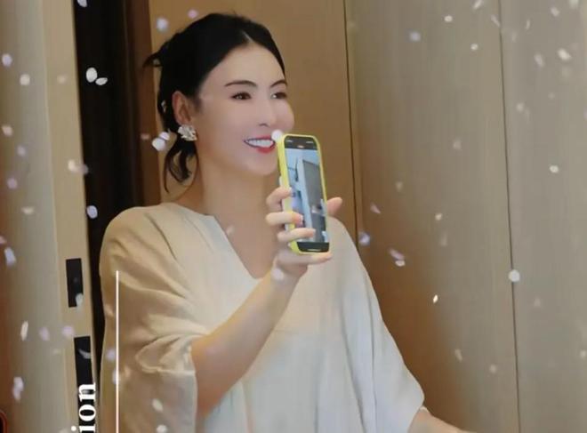 柏芝再婚谢霆锋反应__谢霆锋和柏芝复合