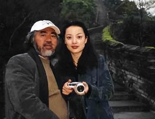 张纪中在哪里_张纪中视频_