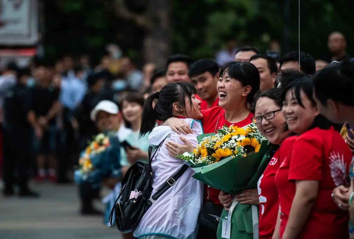 北大清华学子毕业后工作怎样__北大清华的人最后怎么样了