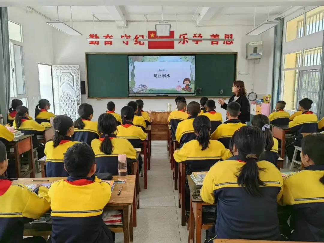 _户育：暑期安全“不放假” 平安守护“不打烊”_户育：暑期安全“不放假” 平安守护“不打烊”
