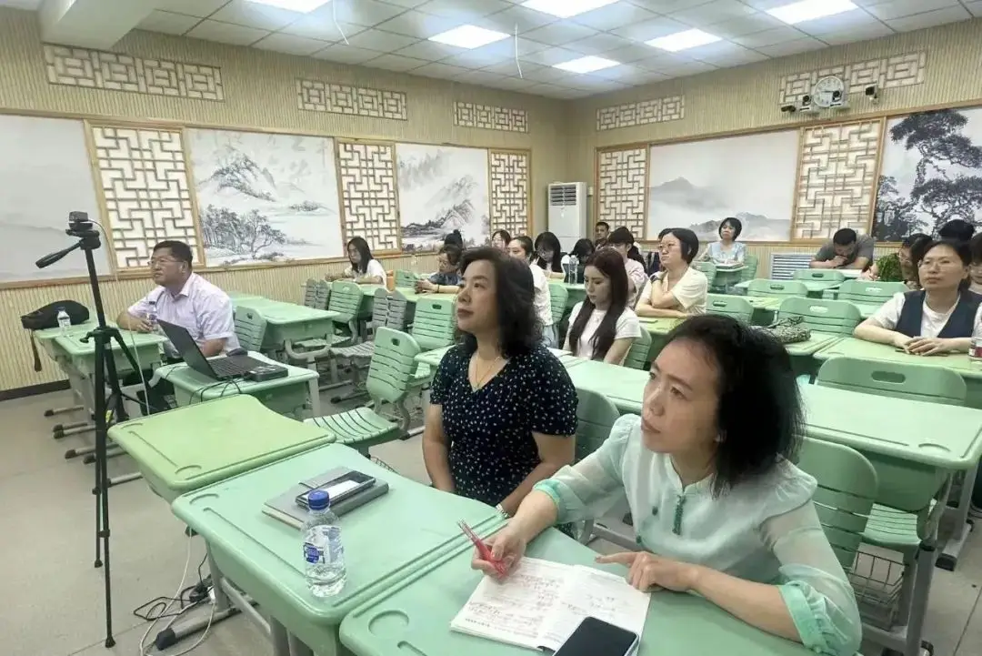 【文化高中·主题教研】问题的设计与解决系列主题教研活动之五——研真题、溯教材、提效能（英语）