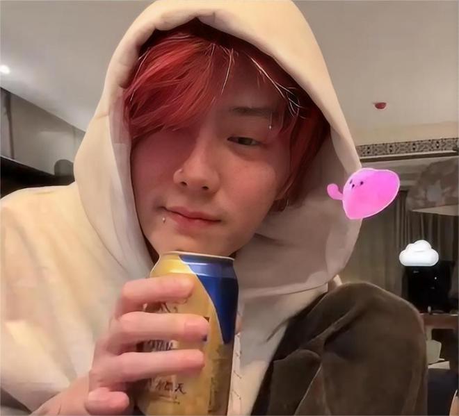 马修麦康纳公开暴瘦秘笈__鹿晗公开谈恋情