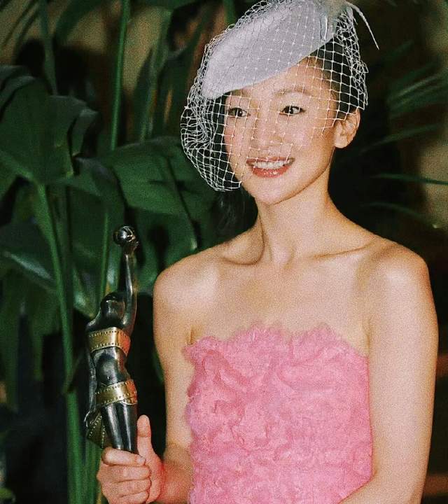 黄晓明谢霆锋谁影响力大_黄晓明谢霆锋_
