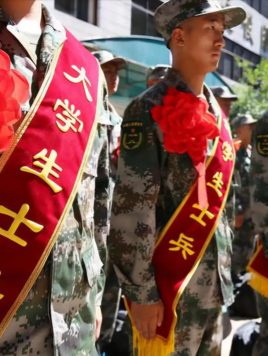 大专参军出来可以本科吗_大专生参军出路_