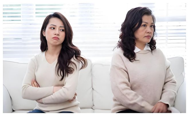 扇了媳妇一巴掌__扇媳妇耳光
