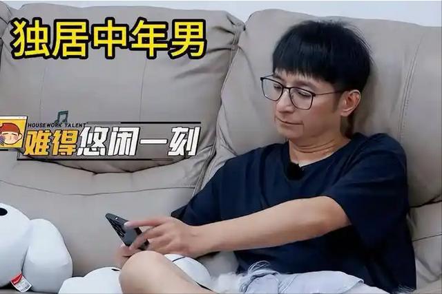 _48岁李维嘉现状曝光：5人中混最惨，瘦脱相、被疑患上“精神病”_48岁李维嘉现状曝光：5人中混最惨，瘦脱相、被疑患上“精神病”