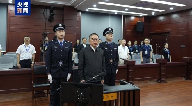 南京富二代杀妻一审被判死缓__周镇宏一审获死缓
