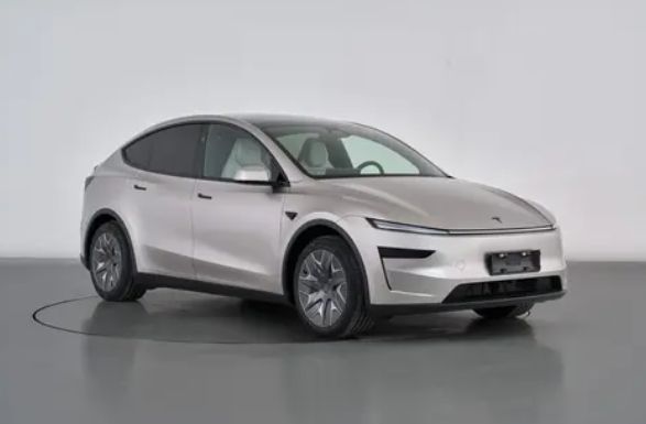 40万，6座，3米轴距！特斯拉Model Y L参数曝光，理想L8对手来了__特斯拉长轴距版