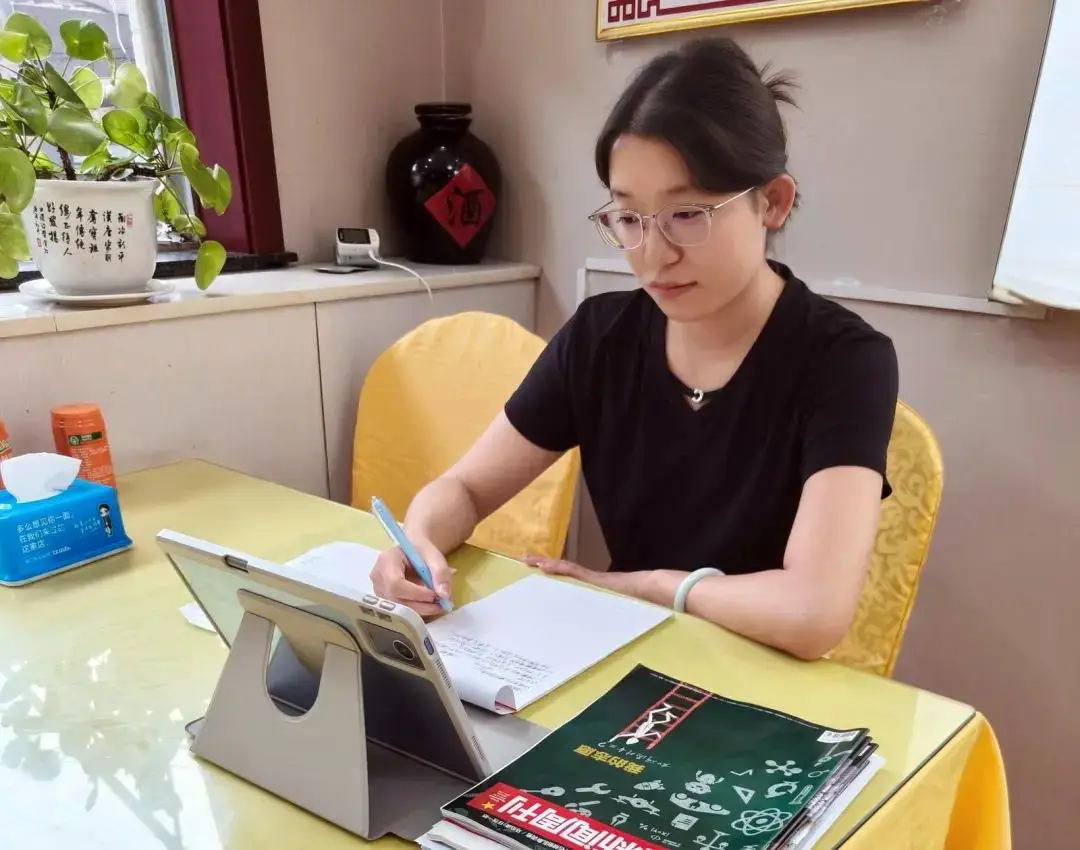 _用学过的专业服务熟悉的家乡：张会敏选择“向内守”考公上岸_用学过的专业服务熟悉的家乡：张会敏选择“向内守”考公上岸