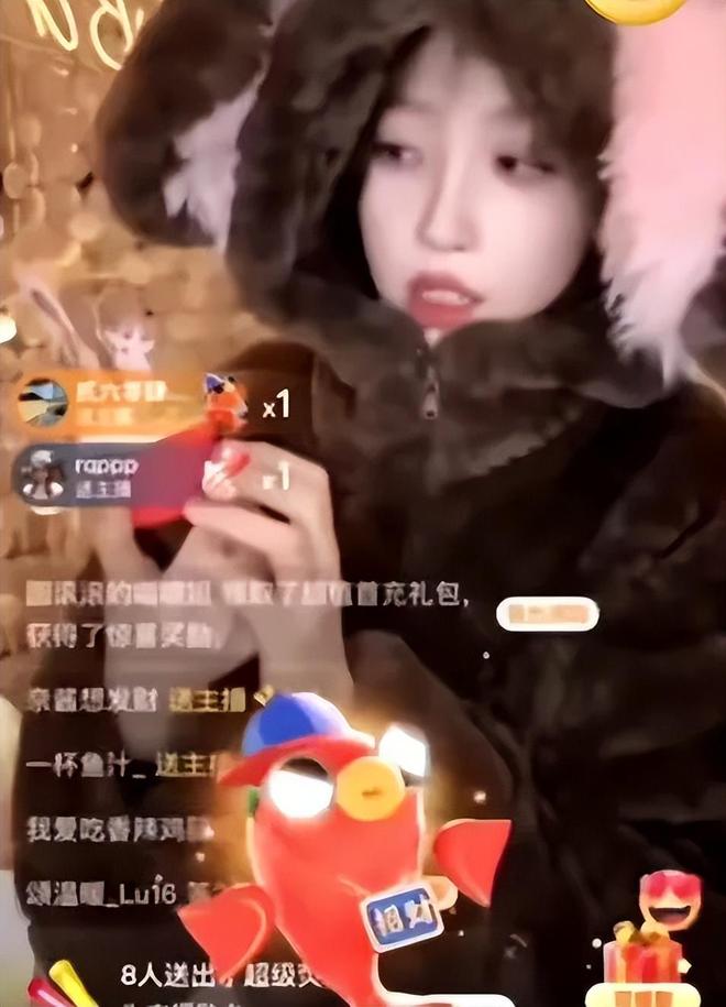 虞书欣又惹争议！活动看不上辛芷蕾礼物，搞区别对待被怒斥势利_虞书欣又惹争议！活动看不上辛芷蕾礼物，搞区别对待被怒斥势利_