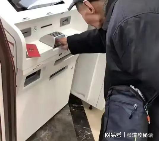 殷雪梅电影钱五一__一万五一个月存多少钱