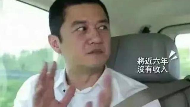 _王菲谢霆锋同台演出_王菲谢霆锋唱歌