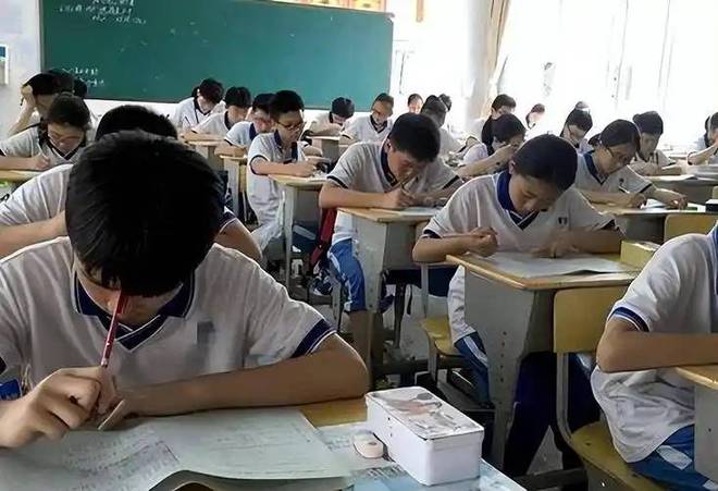 班级第一名高考三次都落榜，这样悲催的背后藏着怎样的密码？__班级第一名高考三次都落榜，这样悲催的背后藏着怎样的密码？