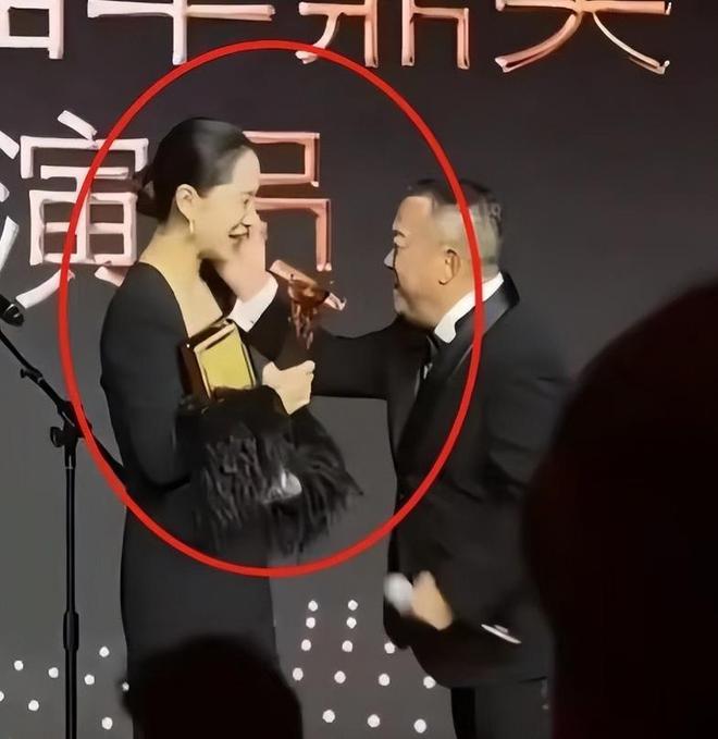 曾志伟mv_播放曾志伟的歌曲_