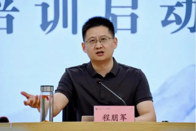蓄能成长，合肥市淮河路第三小学教育集团2025年暑期校本培训启航！__蓄能成长，合肥市淮河路第三小学教育集团2025年暑期校本培训启航！