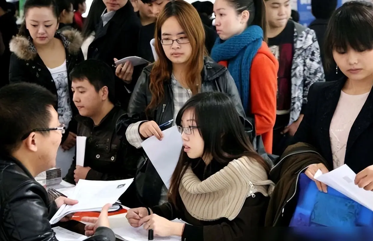 民办本科学费会年年涨吗_民办本科学费上涨_