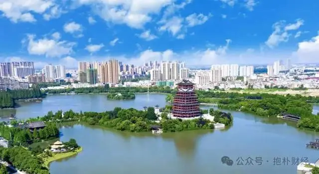 一边是幼儿园关闭潮，一边是人口出生反弹，该信谁？__一边是幼儿园关闭潮，一边是人口出生反弹，该信谁？