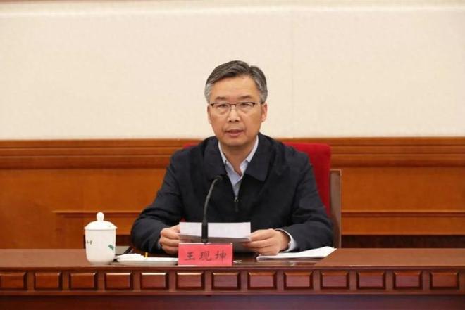 各省市一把手年龄_现各省一把手年龄_