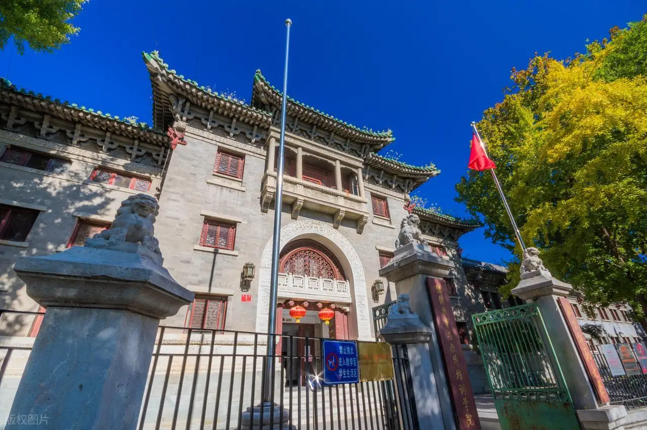 名校生什么意思_名校真的好吗_