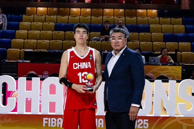 男篮新星孙思尧__雅典奥运会男篮亚军