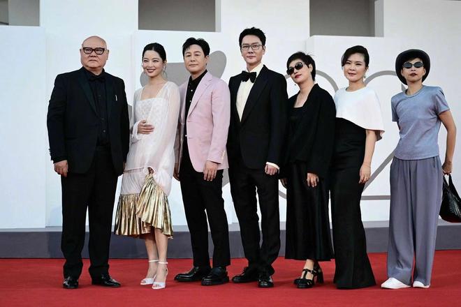 _演都不演了！辛芷蕾获得影后还不到2天，让人恶心的事就发生了_演都不演了！辛芷蕾获得影后还不到2天，让人恶心的事就发生了