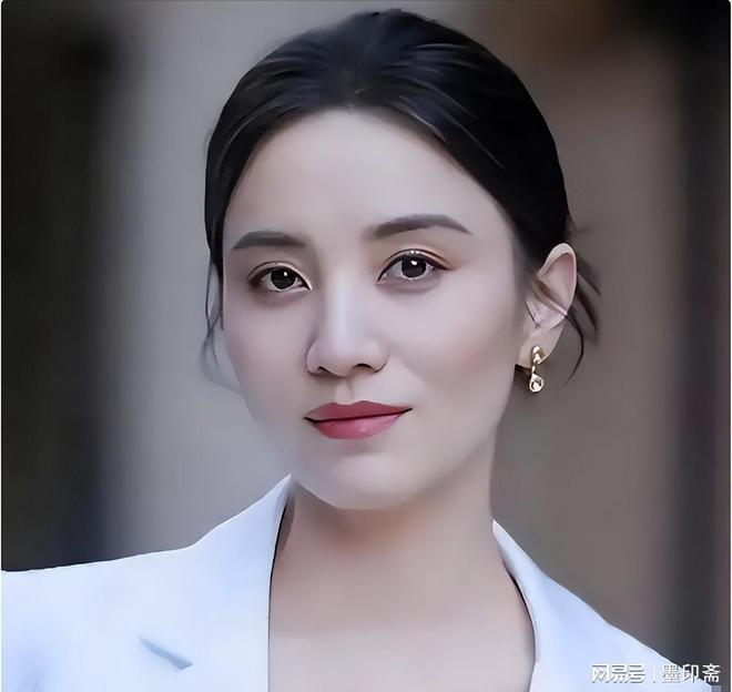 _娱目醒心是小说的重要_娱目醒心