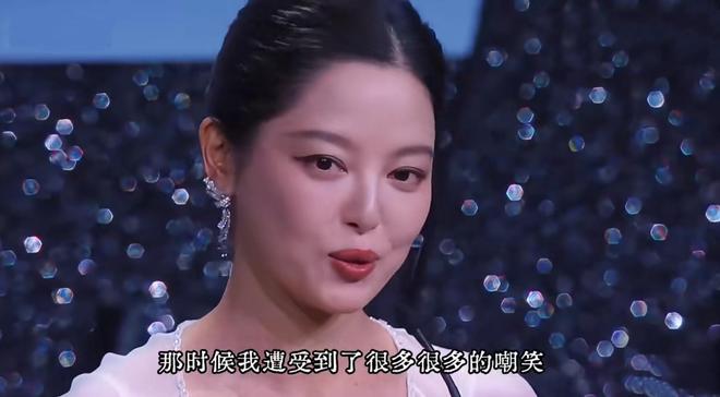 老妇躺马路中央碰瓷_喝醉酒躺马路地上怎么办_