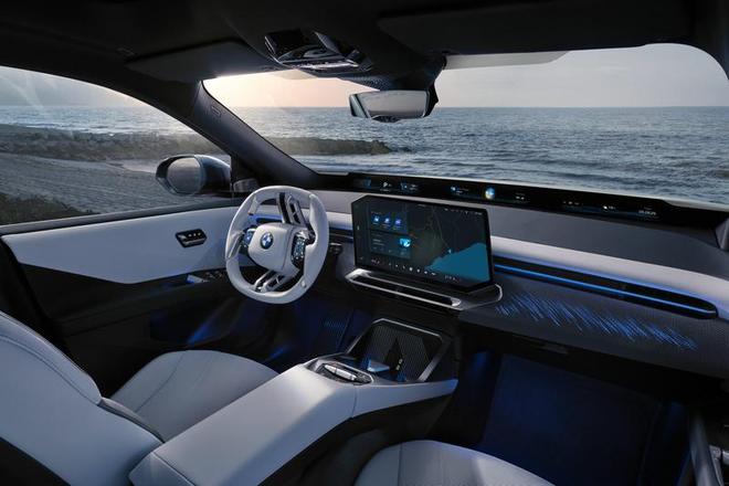 首创视平线全景显示中国版深度本土化 新世代BMW iX3发布