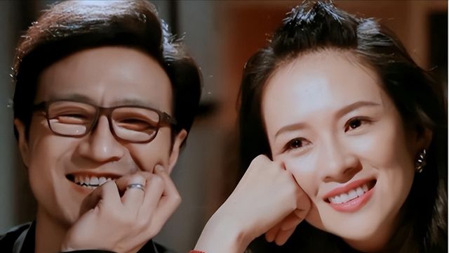 _章子怡晒与汪峰同看话剧照_章子怡谈汪峰落泪