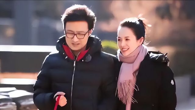 章子怡谈汪峰落泪__章子怡晒与汪峰同看话剧照