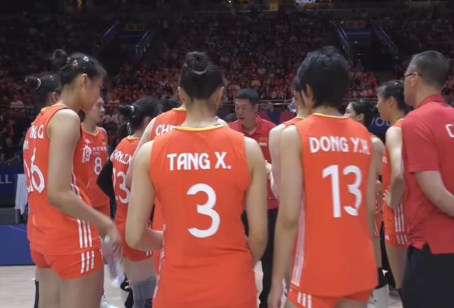 中国女排遭逆转 错失五赛点2-3惜败土耳其队