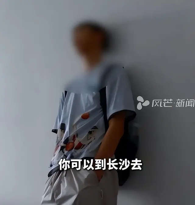 男孩高考575，被父母逐出家门，还要送他去打工，网友却纷纷点赞_男孩高考575，被父母逐出家门，还要送他去打工，网友却纷纷点赞_