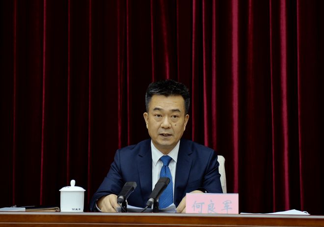 候补中央委员省委常委__决定递补中央委员会候补委员