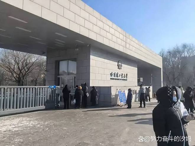 清华北大生源高中排名_清华北大生源比例_
