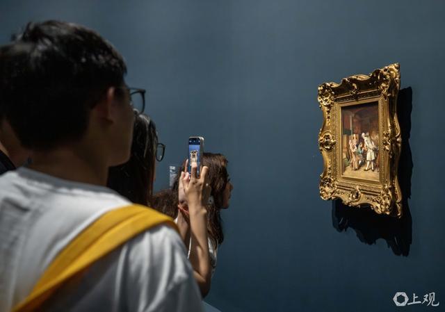 城事｜逾30万人次观展，暑期沪上又现文博热__城事｜逾30万人次观展，暑期沪上又现文博热