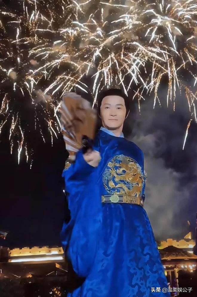 过气男神集体景区再就业？49岁郑国霖和马景涛“抢饭碗”，太卷__过气男神集体景区再就业？49岁郑国霖和马景涛“抢饭碗”，太卷